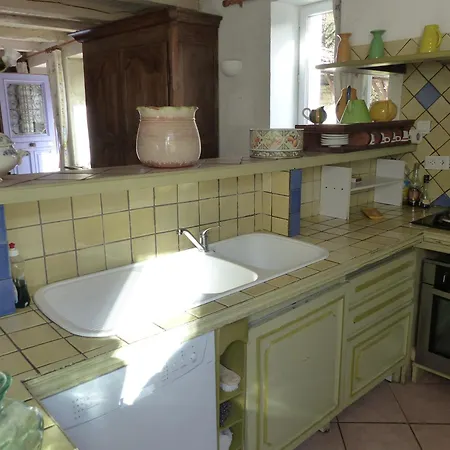 De Charme Piscine Saint-Daunes