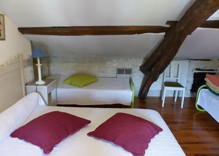 De Charme Piscine Saint-Daunes