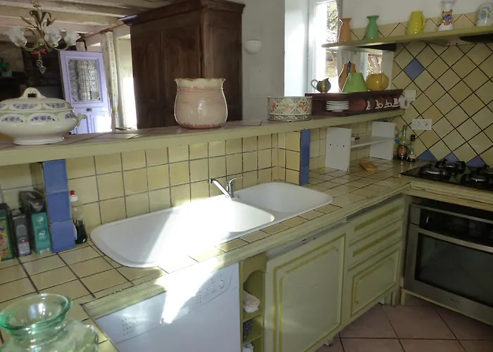 De Charme Piscine Saint-Daunes